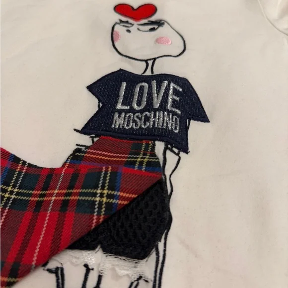 LOVE Moschino T-shirt Size 38 (US 2) - Picture 1 of 4